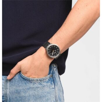 2310121943482874180 3