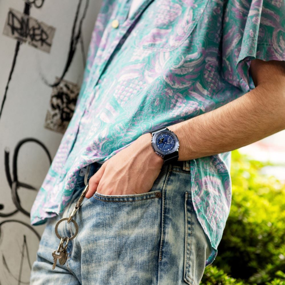 Casio GM-2100N-2ADR Unisex Kol Saati 4 Casio GM-2100N-2ADR Unisex Kol Saati - Görsel 2